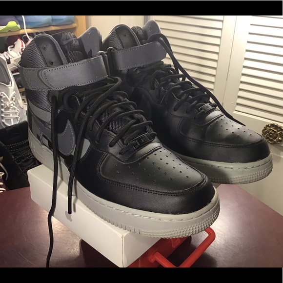 NIKE AIR FORCE 1 HIGH 07 LV8 BLACK-DARK GREY-WOLF GREY SZ 11 [AV8364-001] - Picture 3 of 15